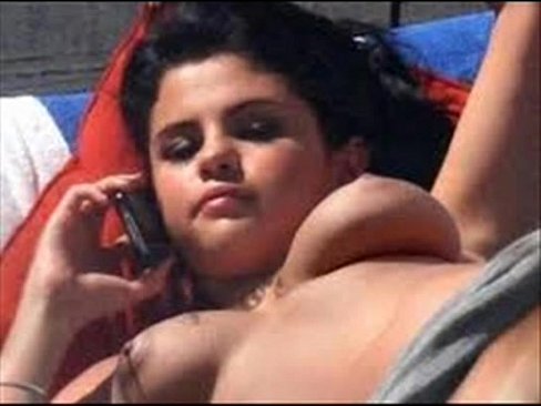 Selena Gomez nudizik